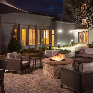 *** Hotel Courtyard By Marriott Airport United States